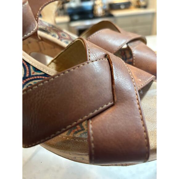 b.o.c Brown Strappy Chunky Heel Platform Sandals - Size 11M - Picture 3 of 5